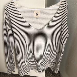 Billabong sweater